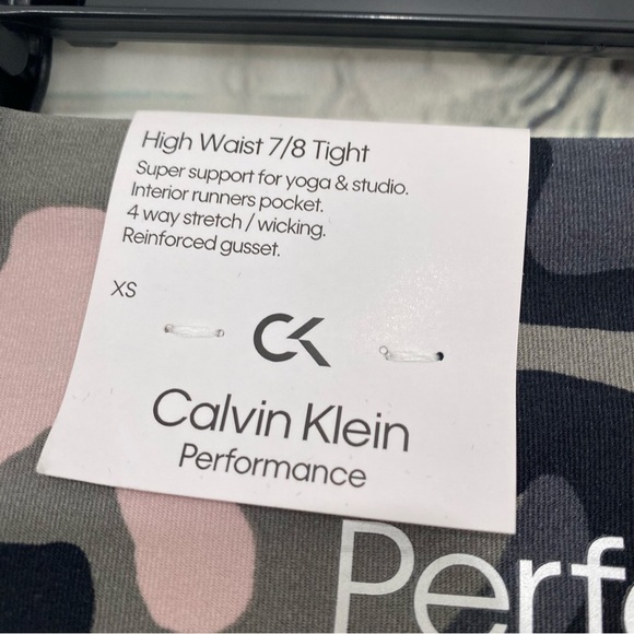 Calvin Klein Performance Leggings Size XS Camouflage Green High Waisted Tight - Picture 8 of 9